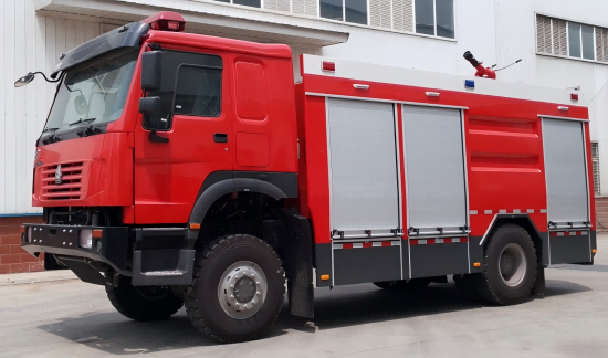 越野消防車(chē)
