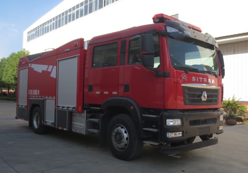 汕德卡水罐消防車(chē)（4*2）